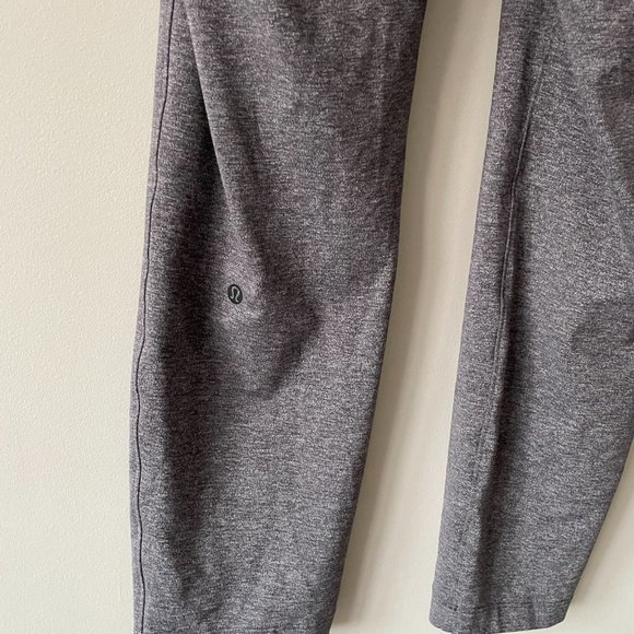 LULULEMON On The Fly Pant 28" Mid Rise Heathered Black Gray 6 - Picture 3 of 8